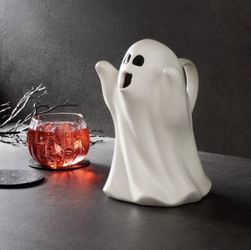 Threshold Halloween Ghost Stoneware Pitcher Beverage Server Halloween