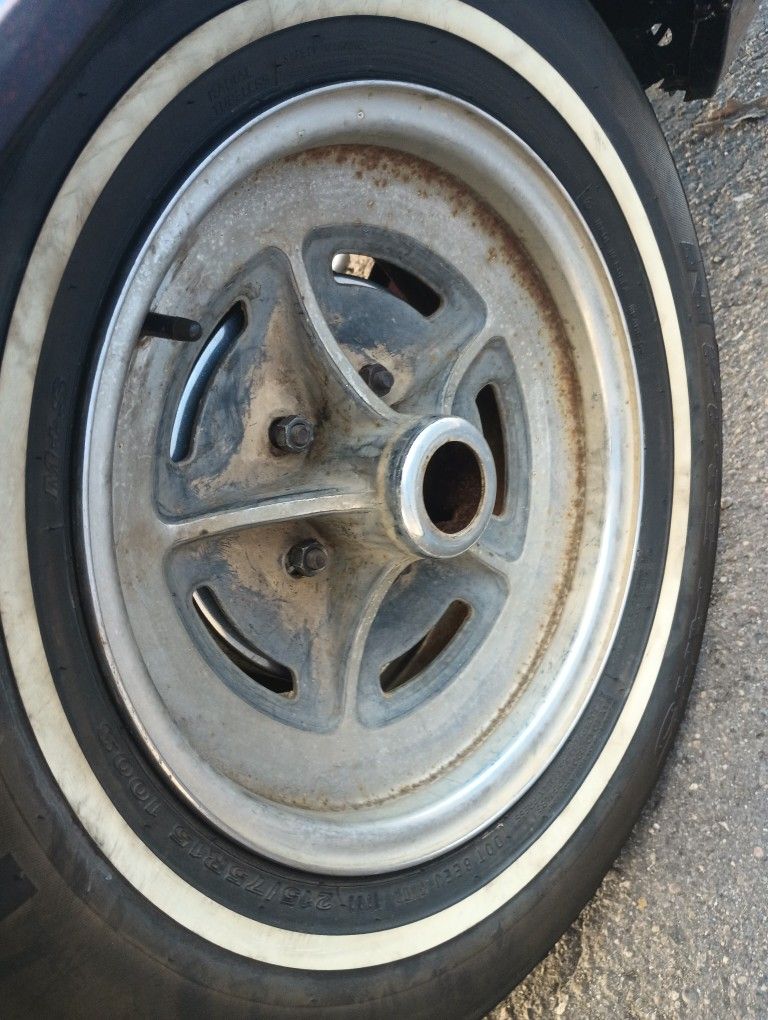 15-in White Wall 1964 Rims