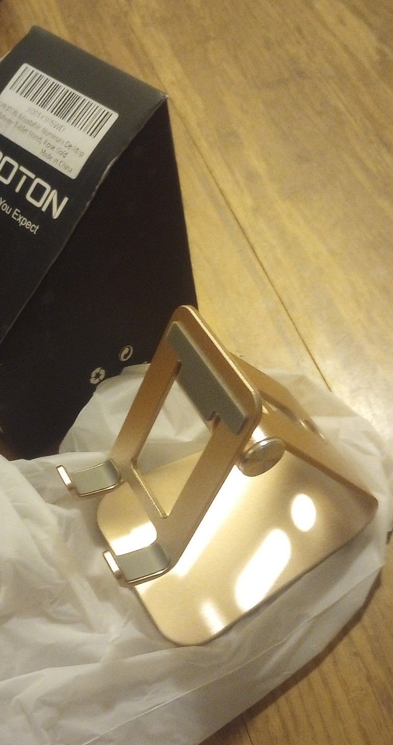 Omoton Adjustable Aluminum Desktop Cellphone/Tablet Stand (Rose gold)