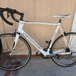 CANNONDALE SIX CARBON XL.