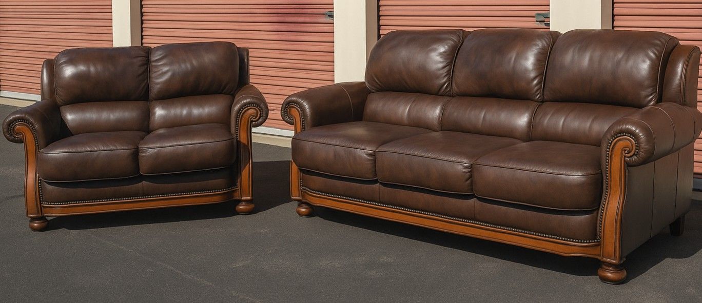 100% LEATHER SOFA & LOVESEAT ITALIAN