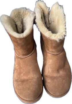 UGG Classic Short Boots Chestnut