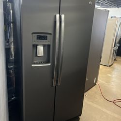 GE SLATE SIDE BY SIDE REFRIGERATOR GE WITH WATER/ICE