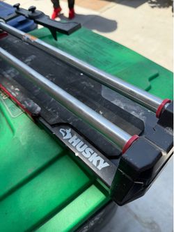 Tile cutter