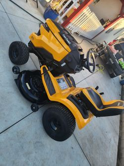 Shop Cub Cadet
XT1 Enduro LT 46 in. 22 HP V-Twin Kohler 7000 Series Engine Hydrostatic Drive Gas Riding Lawn Tractor
Questions & Answers (738)