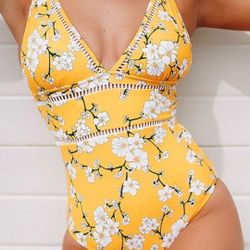 New Beautiful Size M. Bathing suit. See All Photos. Cash, Pickup Only