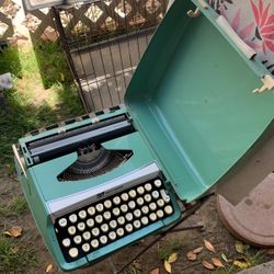 Corona Typewriter