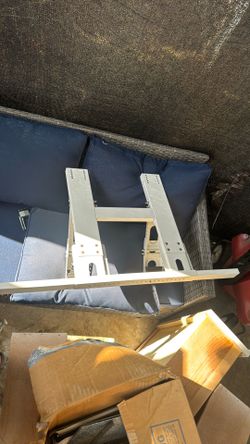 AC unit window holder