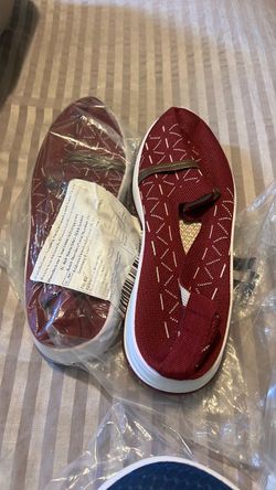 Shoes size 9