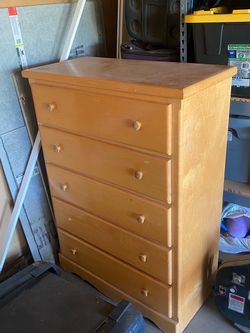 Dresser