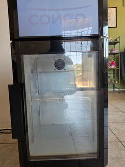 Comertial refrigerator