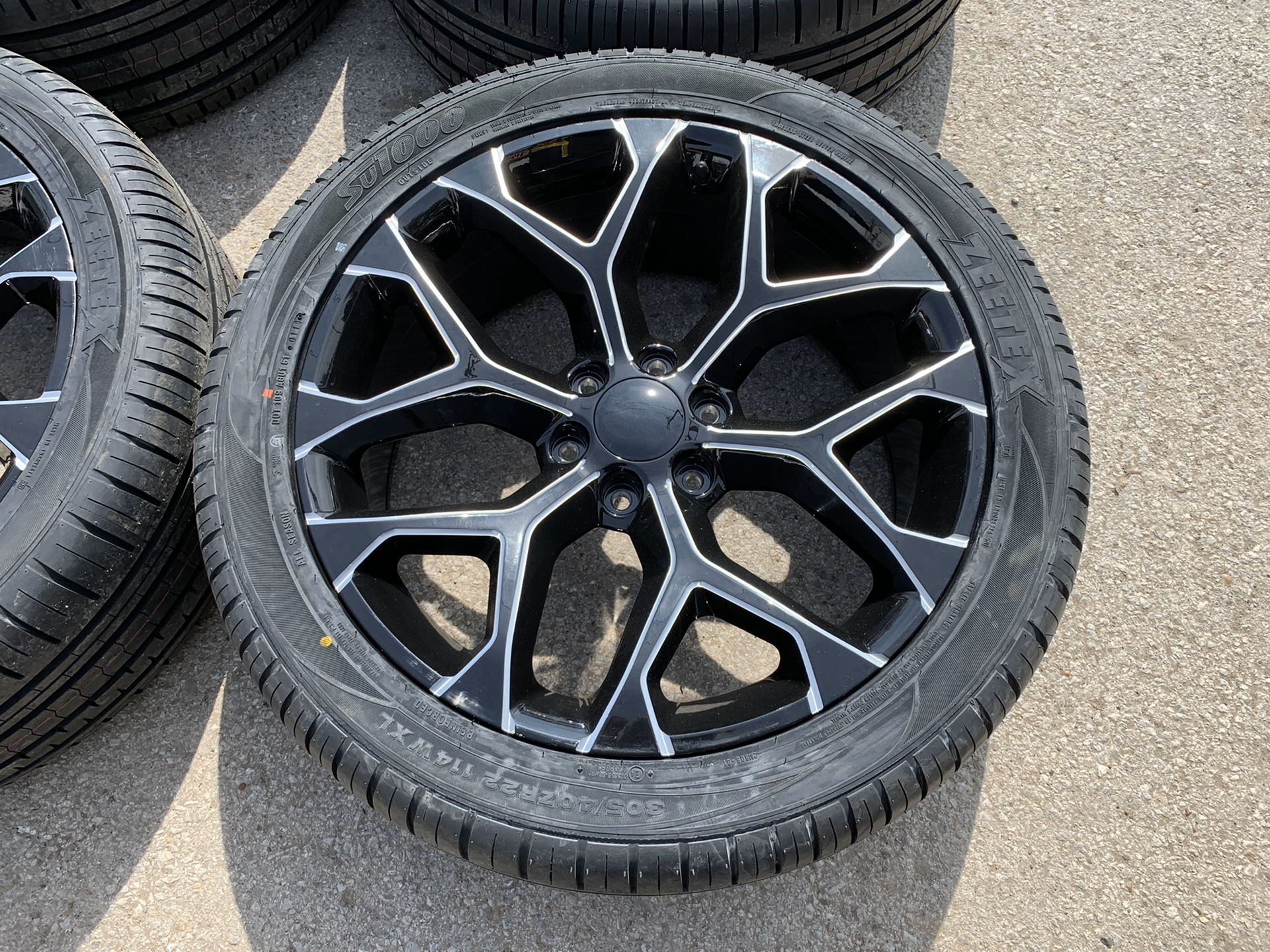 22 Inch 5 Lug Rims And Tires