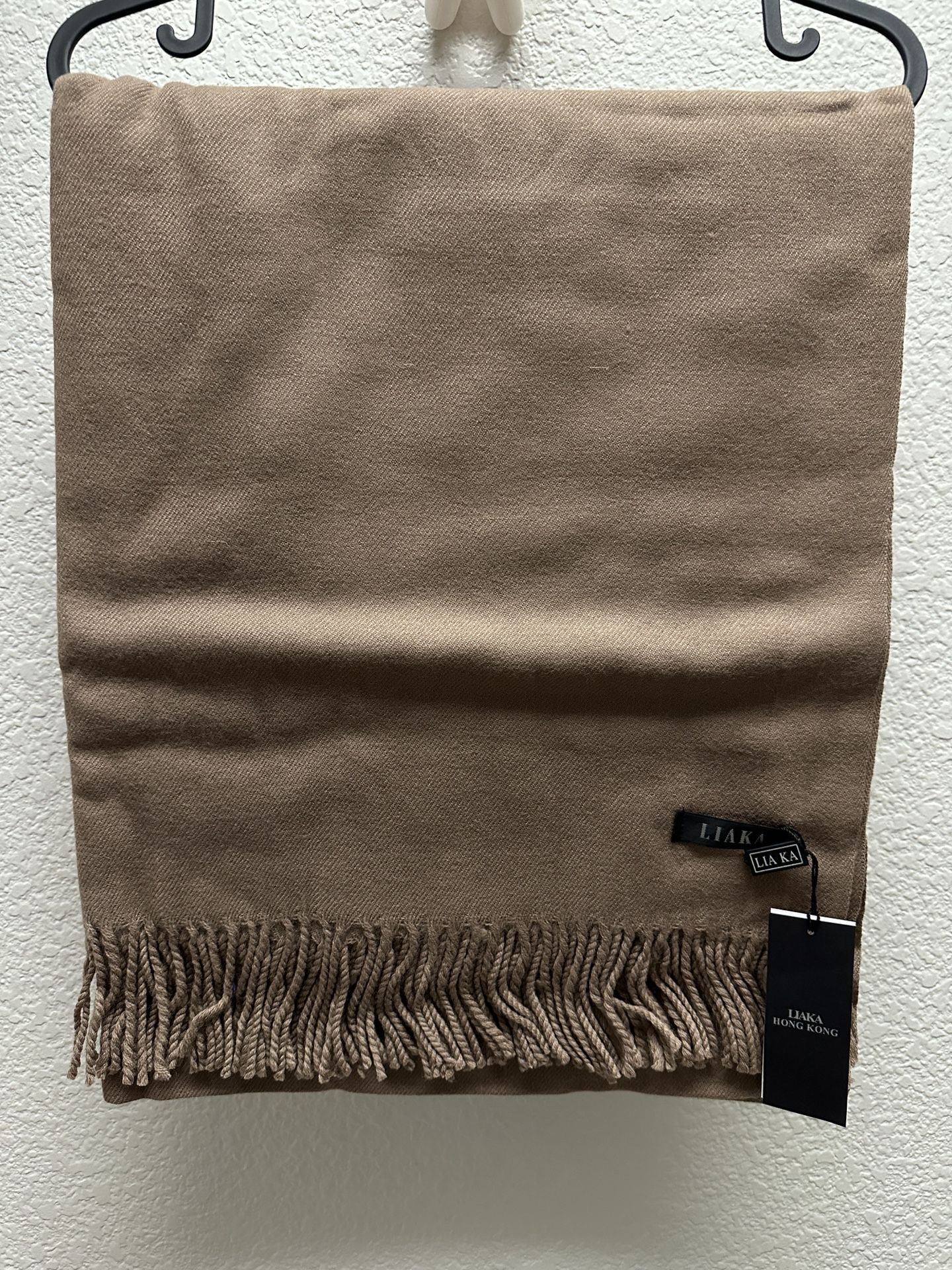 100% Lamb Wool Shawl (NEW)