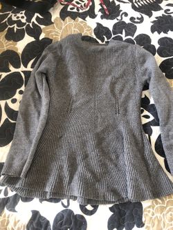 Grey sweater m/l wore a couple times