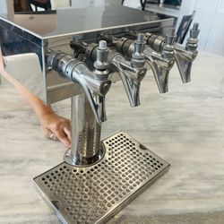 4 Tap Draft Beer Tower Dispenser Chrome Finish  $250 