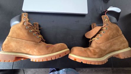 Men's size 9.5 Timberland 6" Premium Waterproof Boot Rust Nubuck