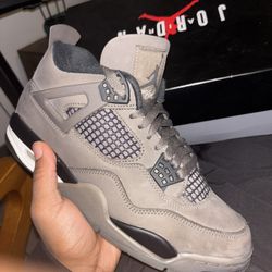 Brown Jordan 4s