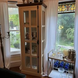 Large Cabinet Hutch / Bookshelf 