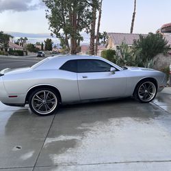 2010 Dodge Challenger V6