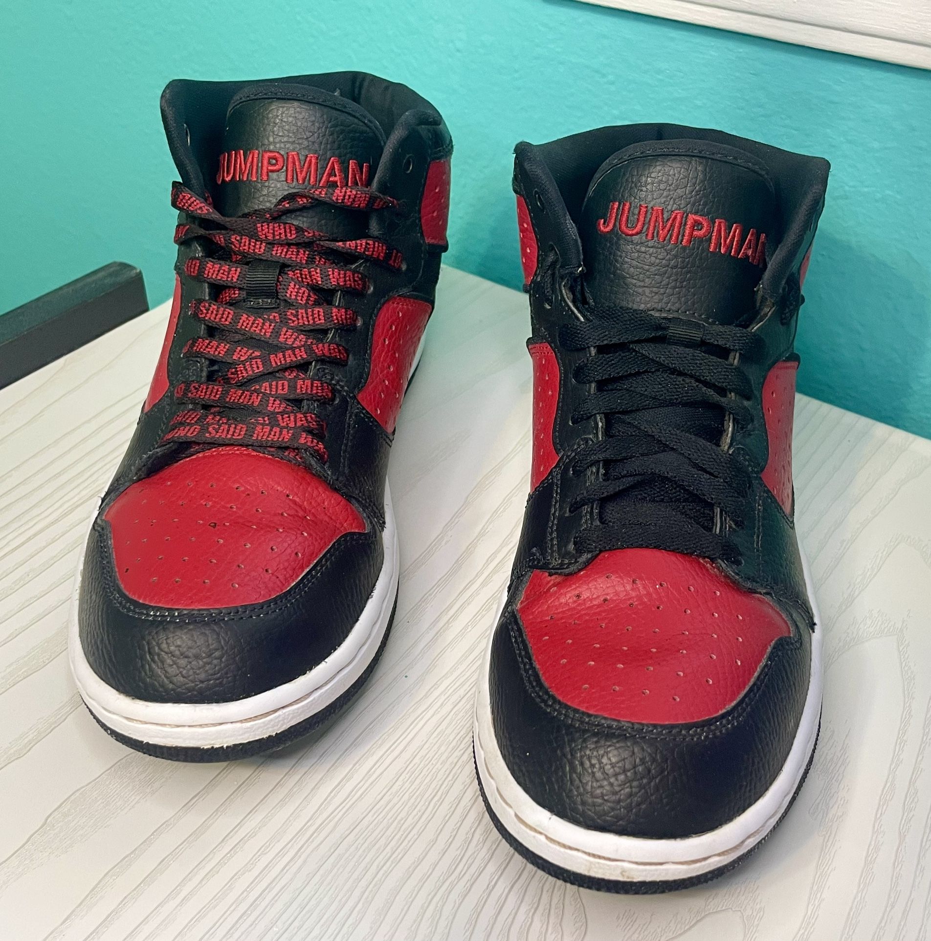 Jordan Access Black/Red Basketball Shoes, *BARELY Worn*