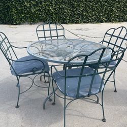 Iron table and 4 chairs