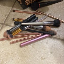 Make up brushes