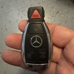 Mercedes Benz Key Fob 4 Buttons. Original