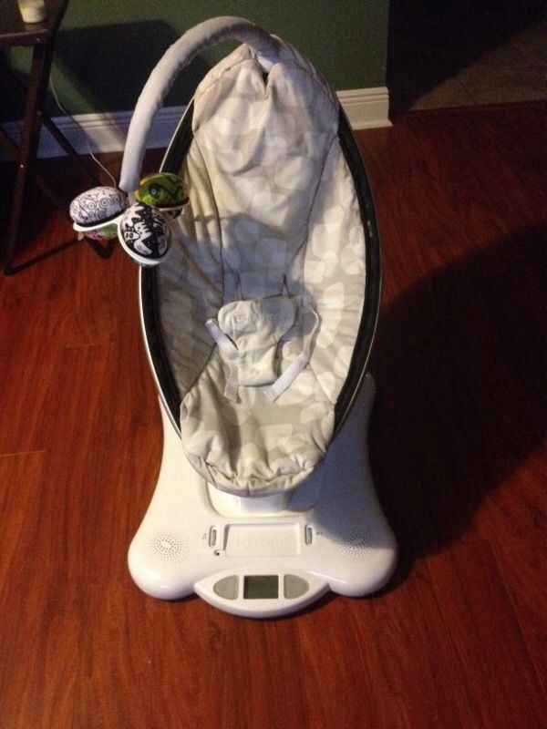4moms mamaroo swing model 4M-005-00