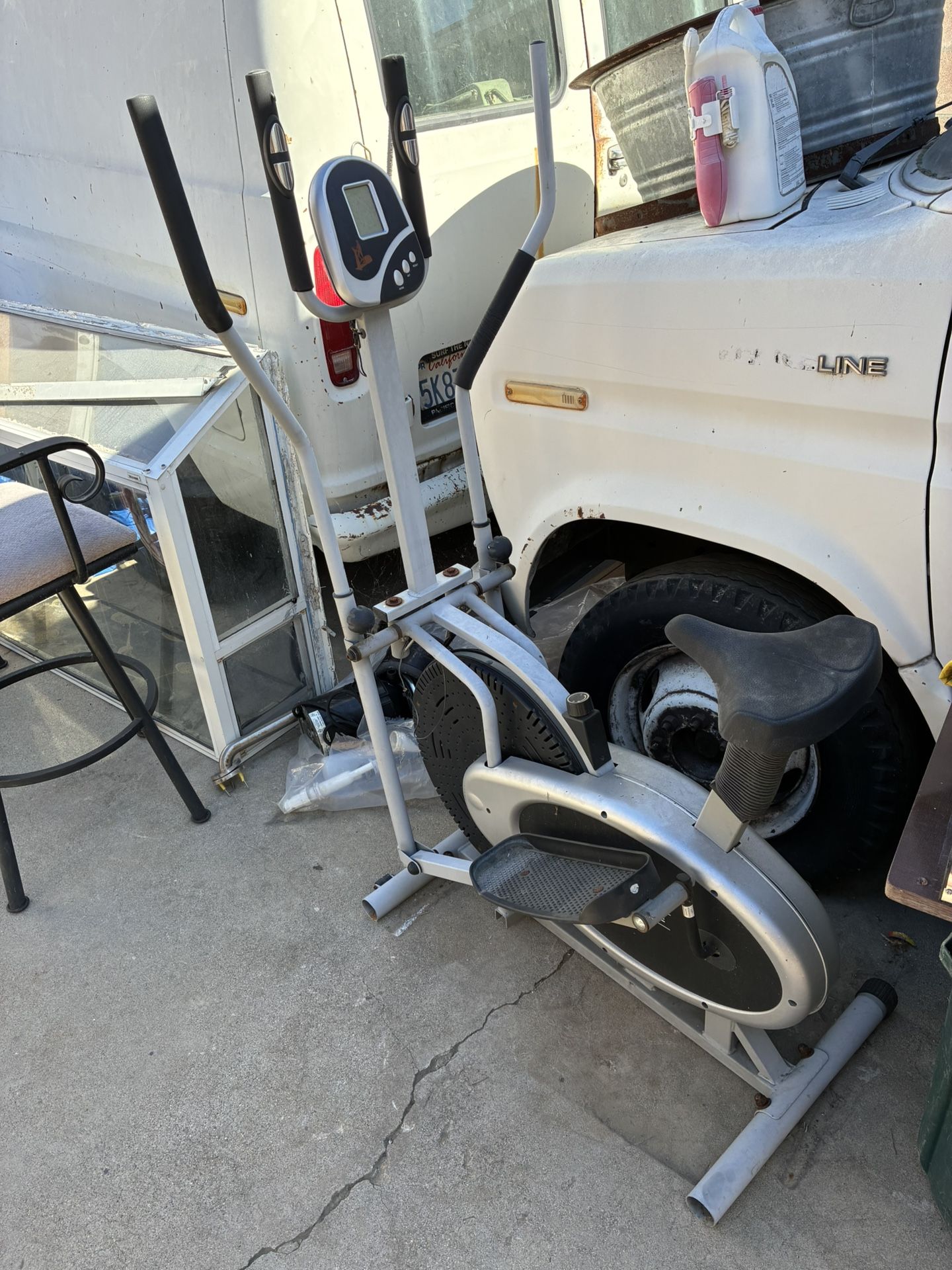 Plasma Fit Elliptical Machine Cross Trainer 2 in 1 Exercise Bike Cardio Fitness Home Gym Equipment