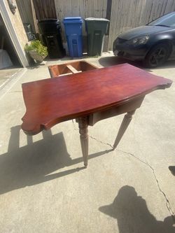 Vintage Cherry Oak Table (opens and Closes)