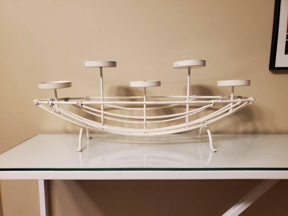 Wrought Iron Farmhouse Centerpiece With 5 Pillar Candle Holder 