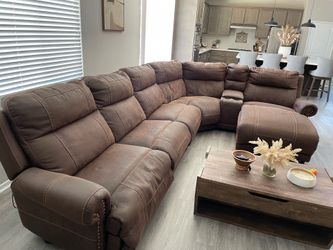 Sectional couch