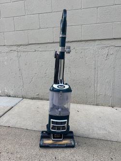 Shark Vacuum 