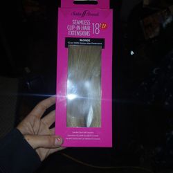 18" Clip In Extentions (Real Human Hair)