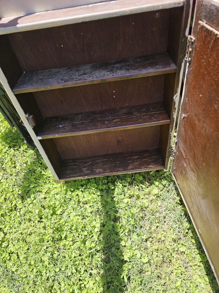 Mirror Shelf And Table Pick Up Only