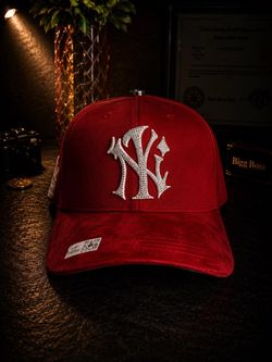 🔥 Red Premium Caps Fans – Rhinestone NY Design 🧢