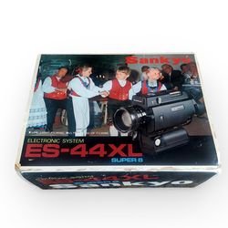 RARE 1978 Sankyo ES-44XL – The WORLD’S FIRST Autofocus Super 8 Camera!
