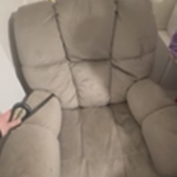 Tan lift recliner super comfy in Lgood conditions comes with remote  need gone by  Wednesday  $200  OBO