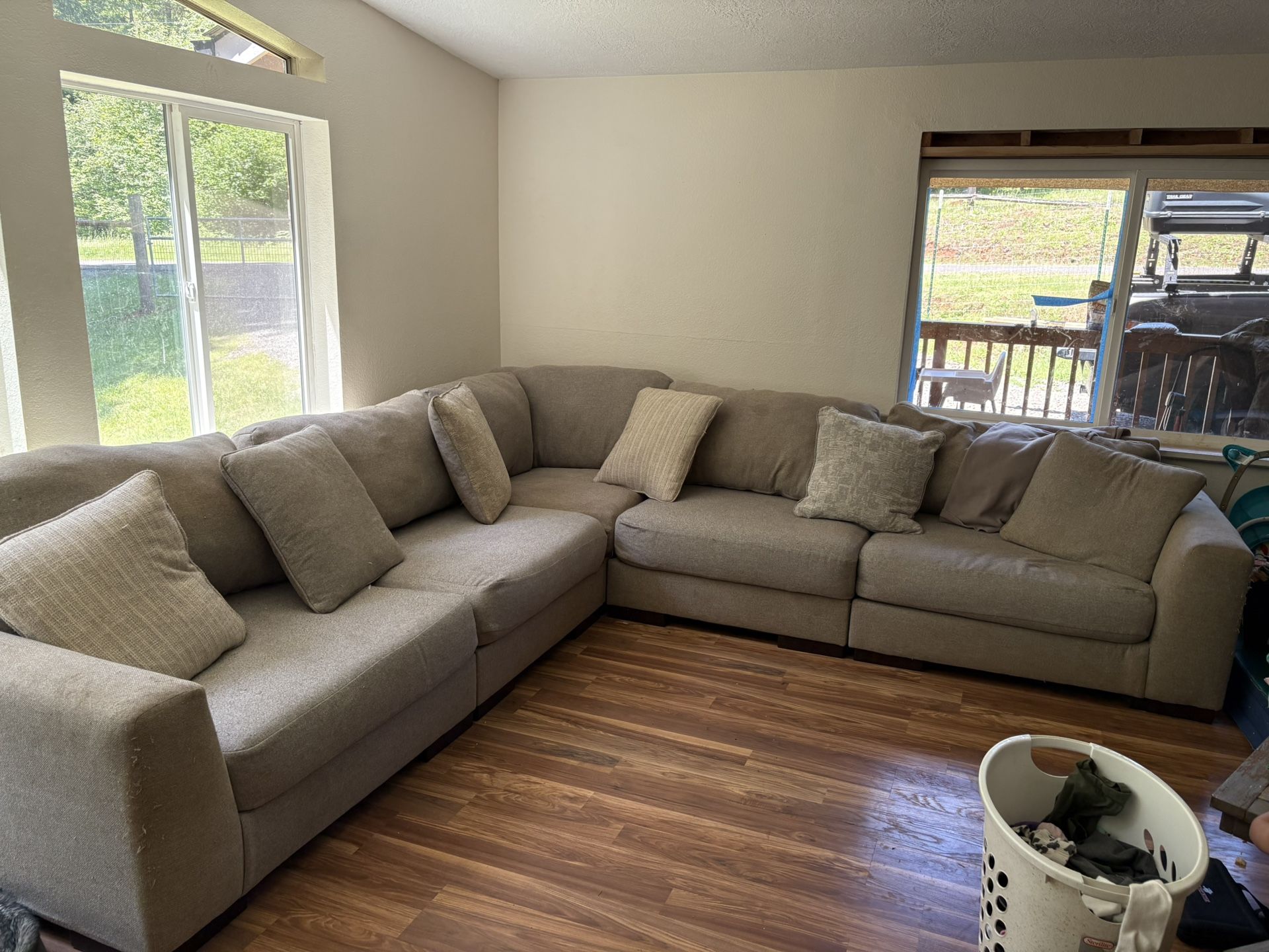 Ashley Lyndeboro Sectional