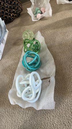 Glass Knot Sculptures Set of 4