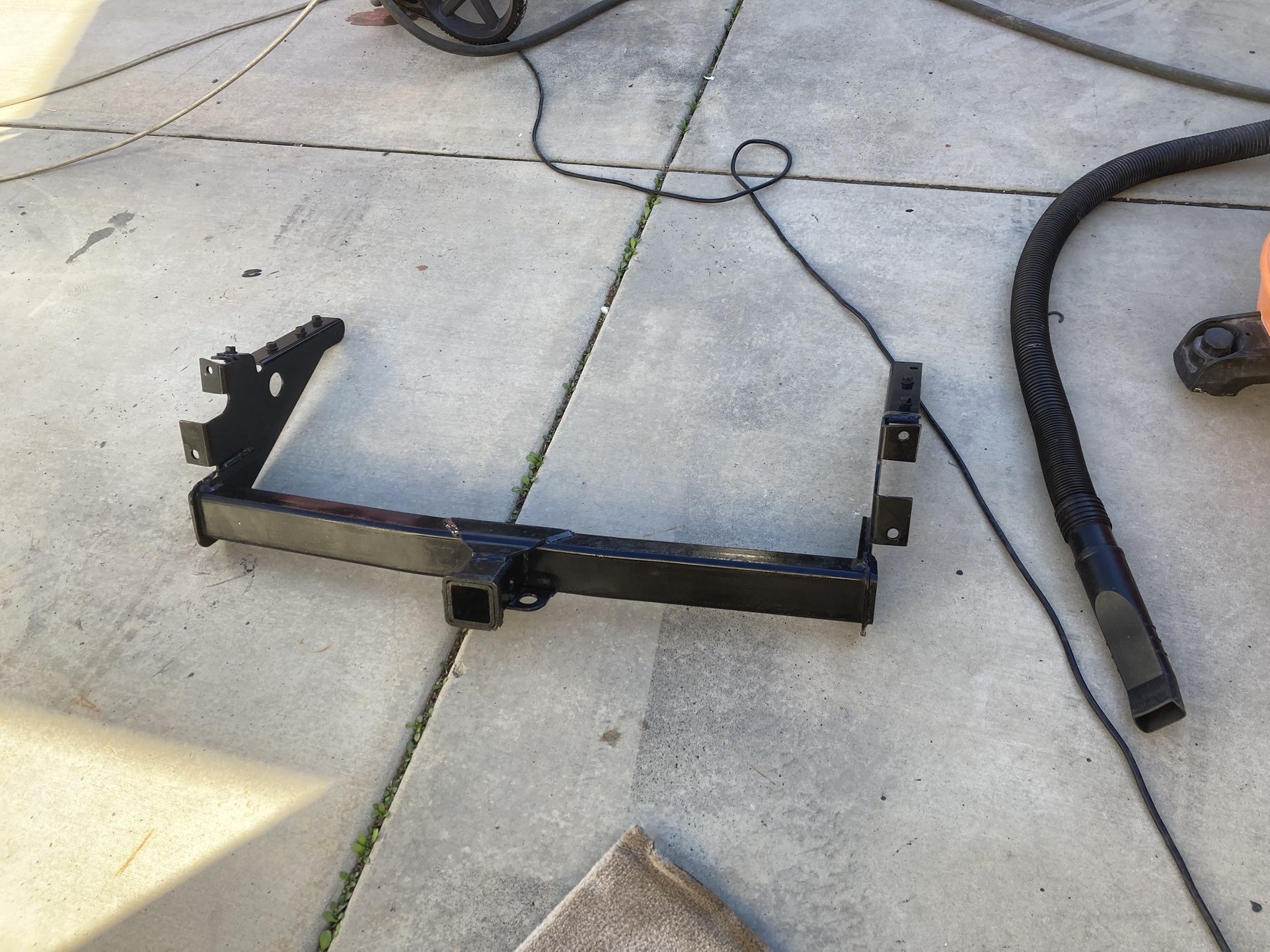 1st Gen 4Runner Hits Tow Bar