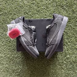 Travis Scott Jordan 1 “Phantom”