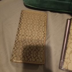 20 Dollars 