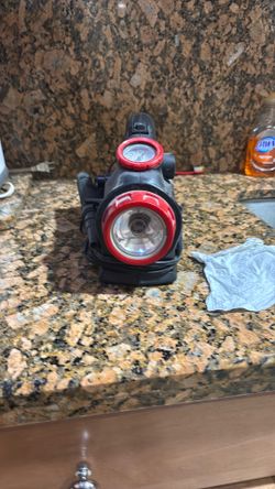 Husky 12 volts cordless inflator
