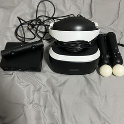 PlayStation 4 VR, 2 VR games, 1 PS4 Game