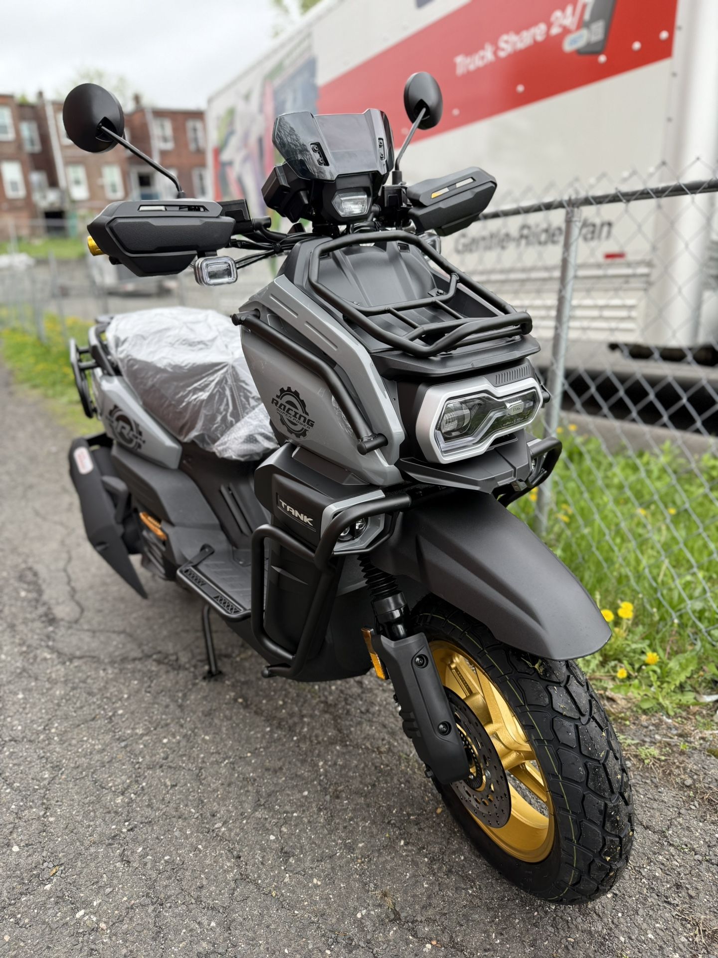 BRAND NEW 2025 Tank 200cc , 0 Miles