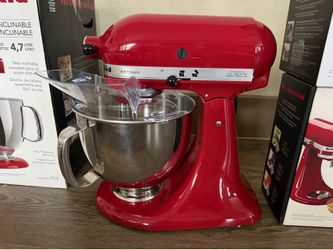 Moving sale‼️KitchenAid Stand Mixer 5 qt and extra bowl