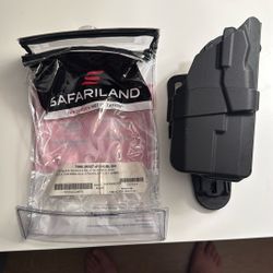 Safari Land Holster For A Glock 19 With Light