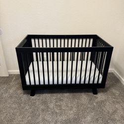 Crib & Crib Mattress 