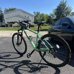 Polygon Cascade 4 Mountain Bike